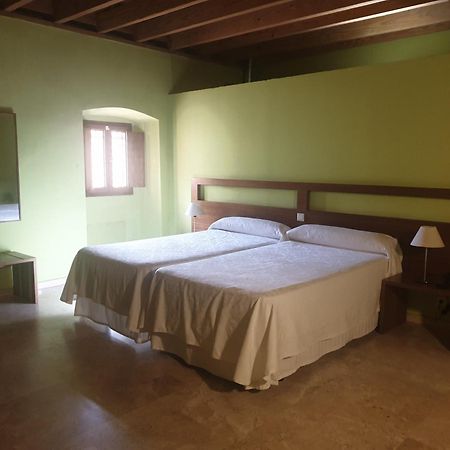 Hotel 4 Estrellas Conventual De Alcantara Extérieur photo