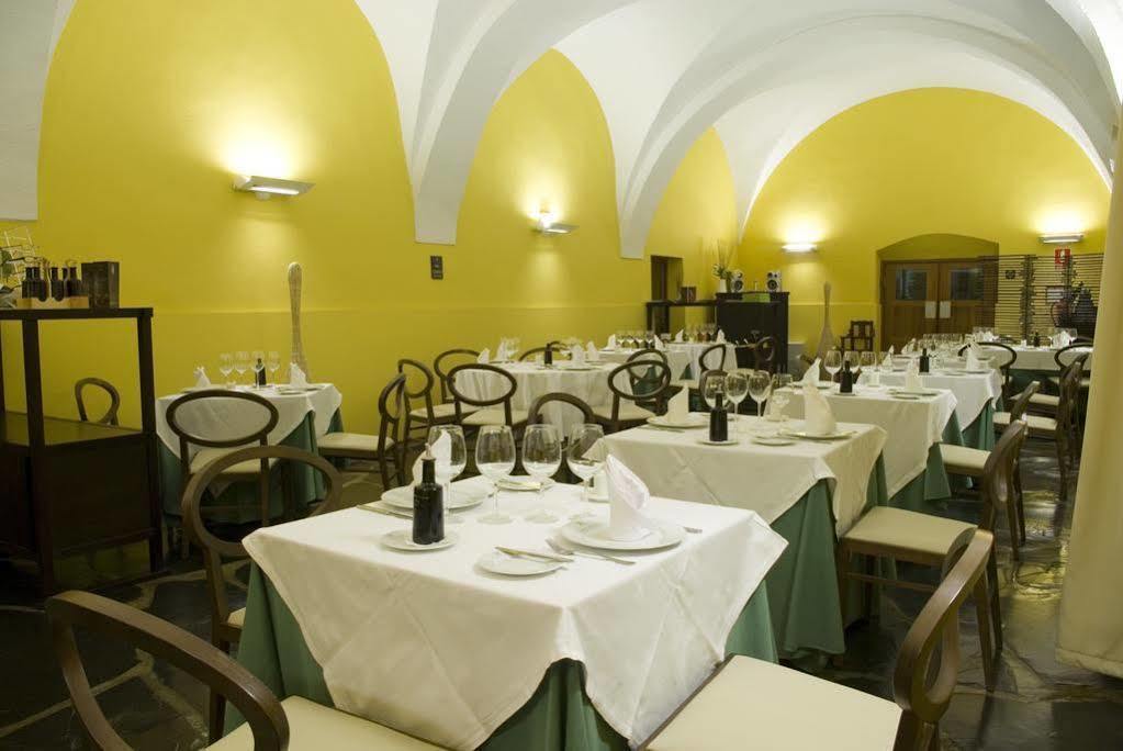 Hotel 4 Estrellas Conventual De Alcantara Extérieur photo